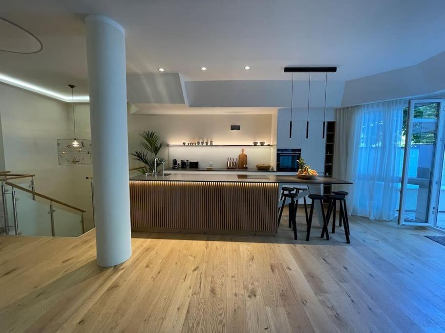 Luxurioeses Loft Mit Grosser Sonnenterrasse & Sauna Munich Exterior photo